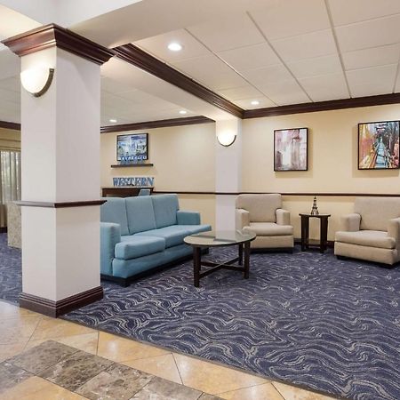 Best Western Coffeyville Central Business District Inn And Suites Kültér fotó