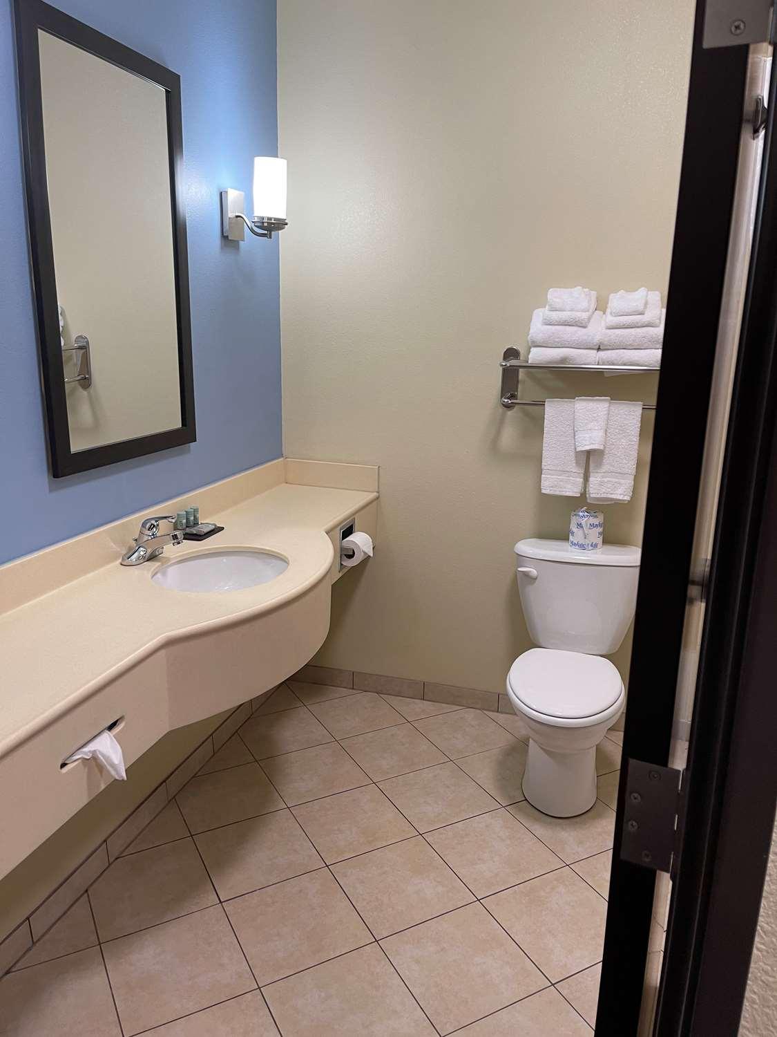 Best Western Coffeyville Central Business District Inn And Suites Kültér fotó