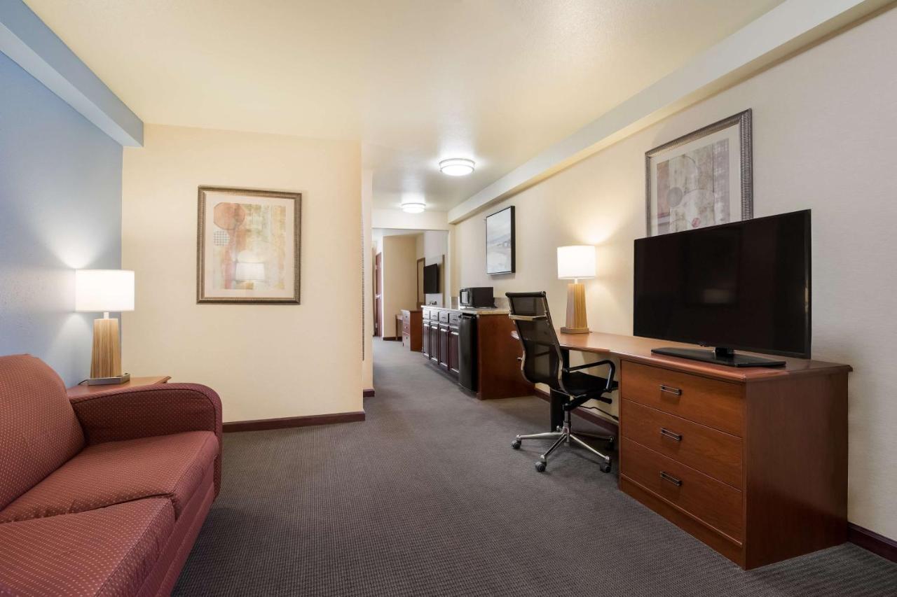 Best Western Coffeyville Central Business District Inn And Suites Kültér fotó