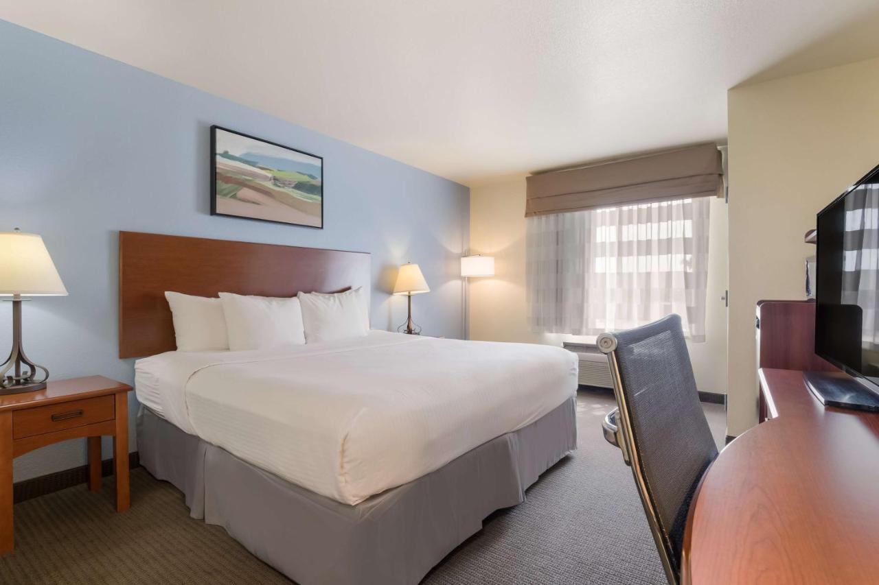 Best Western Coffeyville Central Business District Inn And Suites Kültér fotó
